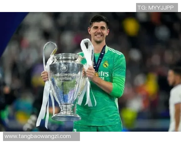 库尔图瓦：守护球门的铁血战士与足球场上的传奇故事